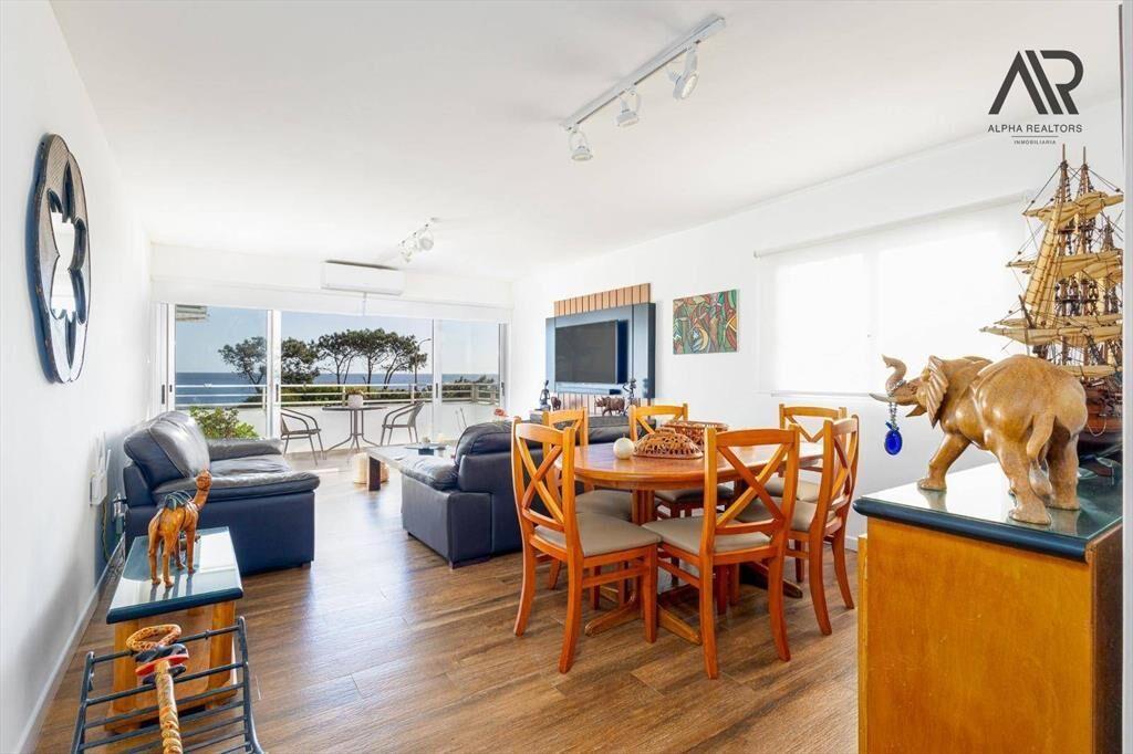 Apartamento en alquiler temporario c/ cochera en Playa Mansa