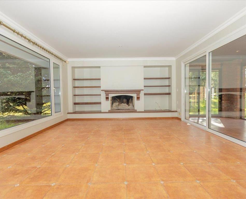 Venta de Casa en Barrio Privado Carmel, 4 dormitorios y ser