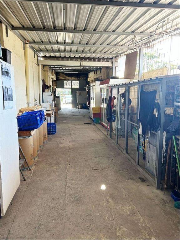 Muy buen local comercial en La Paz.