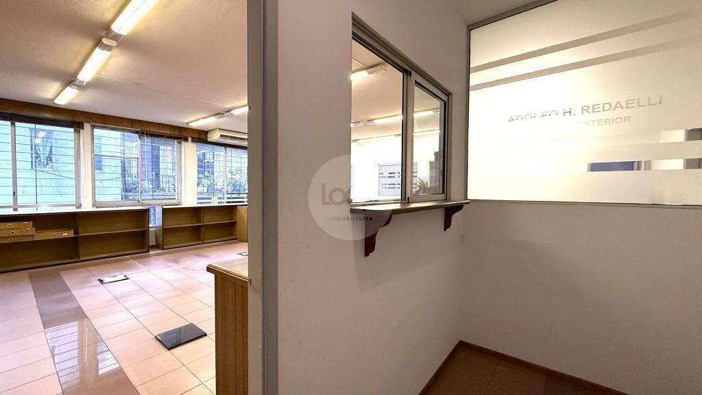 VENTA OFICINA EN CIUDAD VIEJA!!