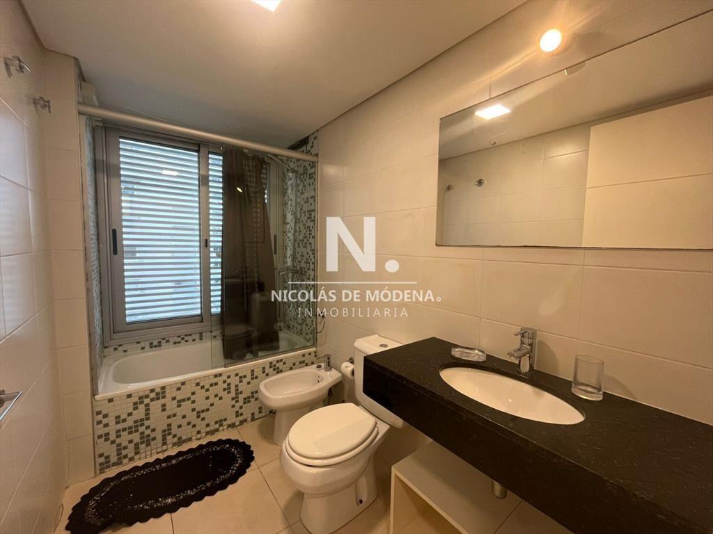 Apartamento en Venta de 3 dormitorios en Playa ,