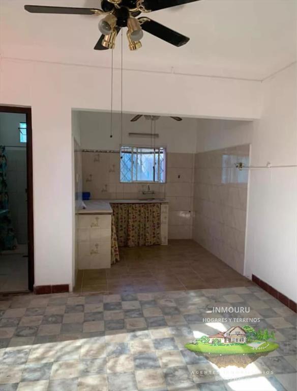 VENTA de casa en 25 de Agosto en FLORIDA