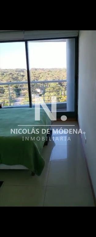 Se vende espectacular departamento, de 2 Balcon