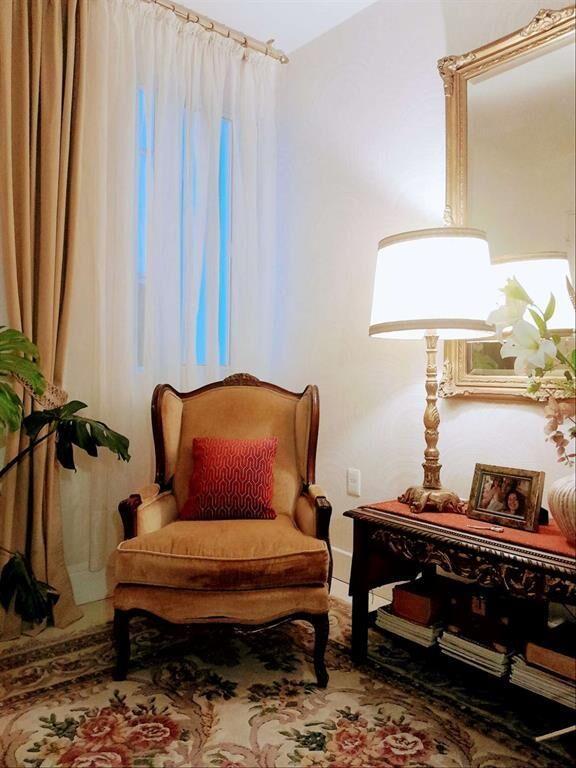 Apartamento en venta 3 dorm, 2 baños, con renta, en excelen