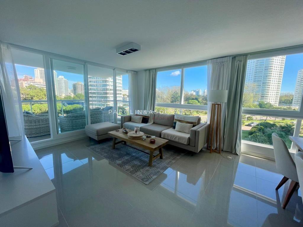 Apartamento de 1 dormitorio en venta Torre One,