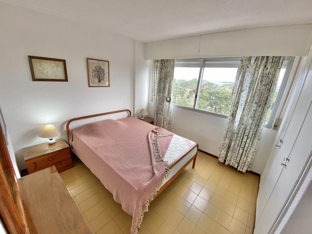 VENTA DE APARTAMENTO DE 2 DORMITORIOS EN PUNTA