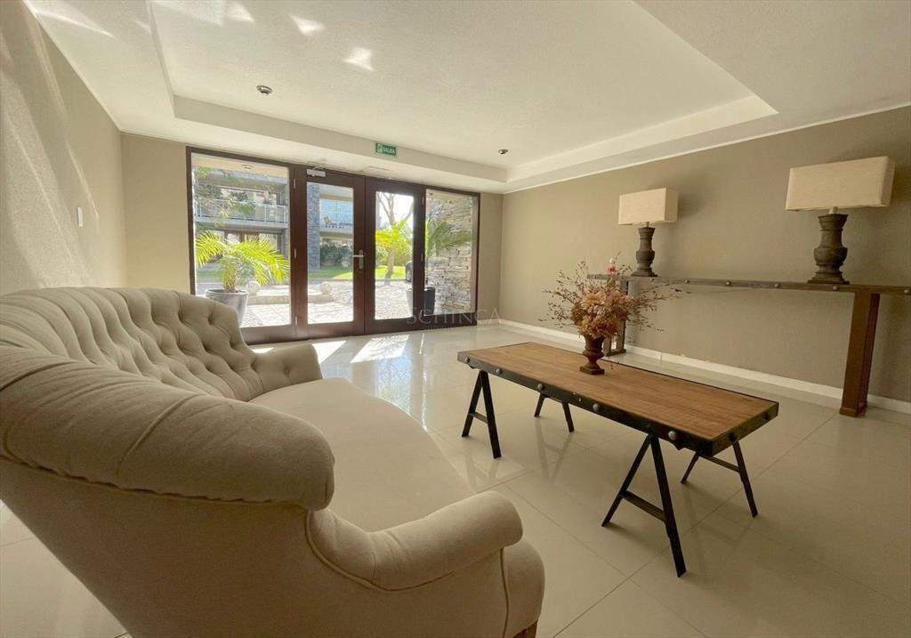 Alquiler apartamento 3 dormitorios garaje piscina | Parque