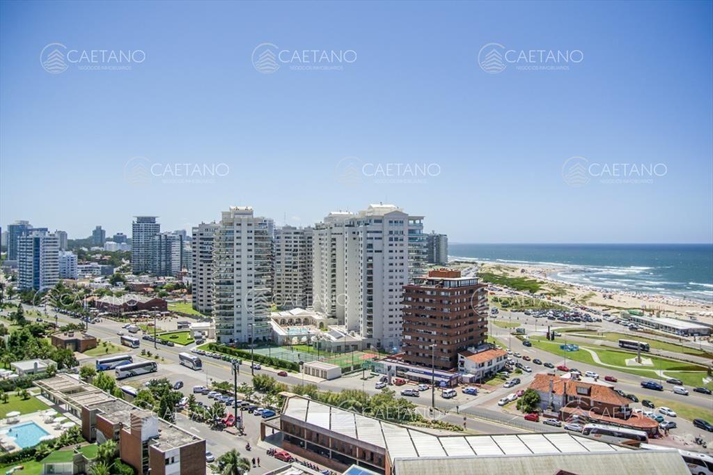 APARTAMENTO EN VENTA CON VISTA BRAVA, EXCELENTE