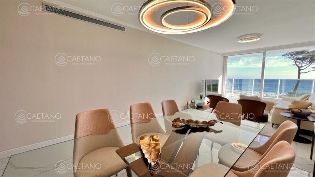 Venta apartamento 3 dormitorios playa mansa Punta