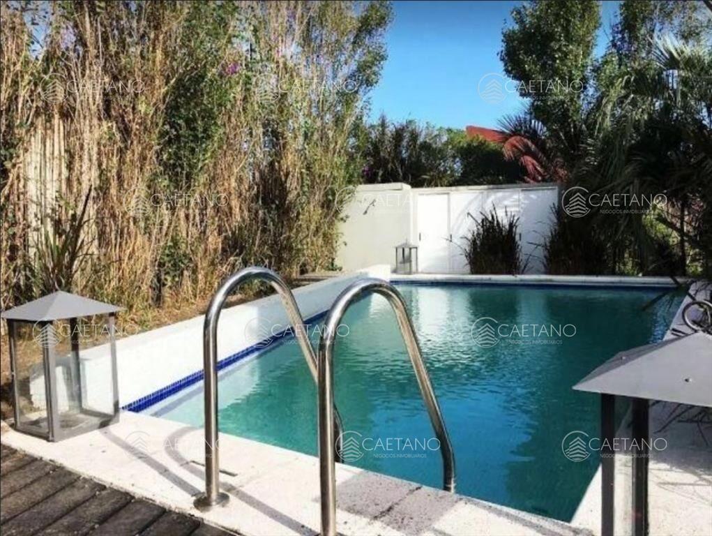 Venta de casa en Manantiales !
