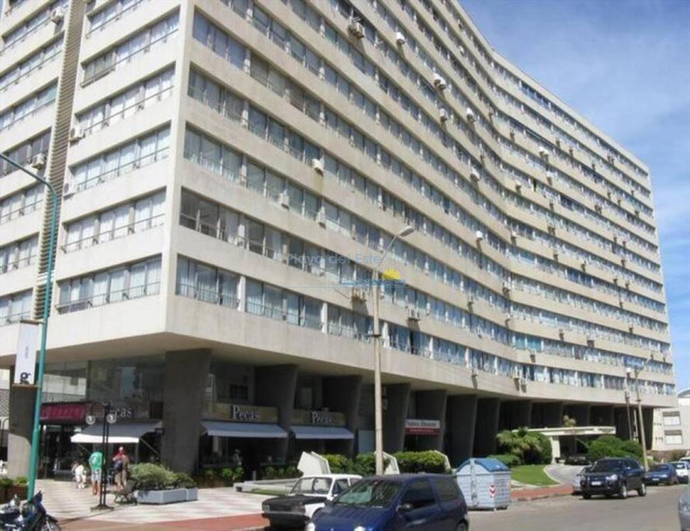 Apartamento en alquiler de 1 dormitorio en Santos