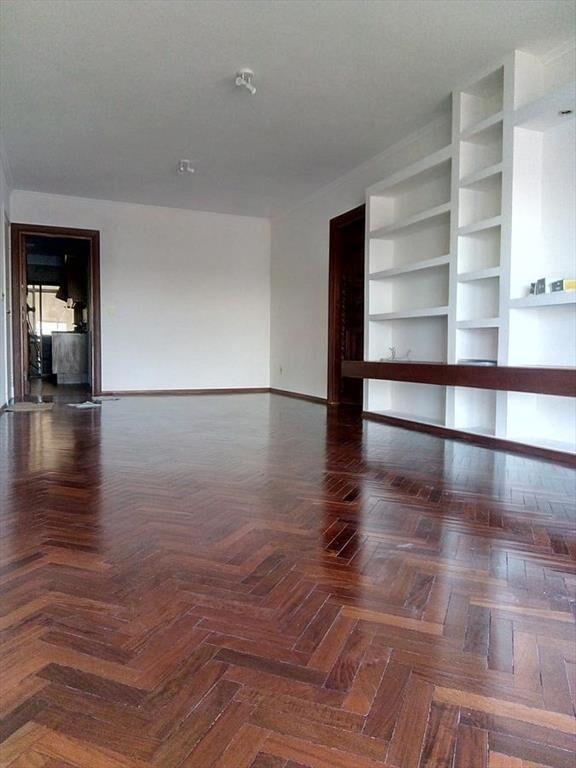 Rambla y Scoseria, 2 amplios dormitorios, 88 m2 , reciclado
