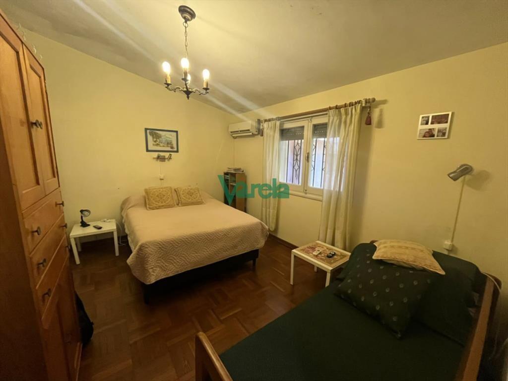 Residencia 3 dormitorios, 3 baños en Atlantida