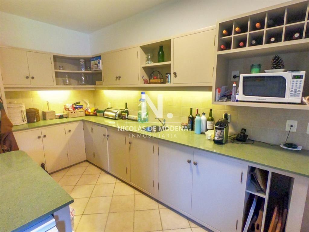 Vende casa en Cantegril, Punta del Este.