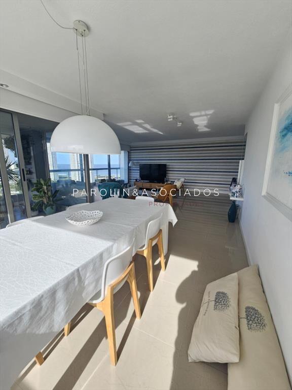 Apartamento en venta en Marigot, Punta del Este.