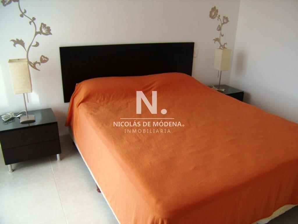 Apartamento en venta de 2 dormitorios en Punta Del Este