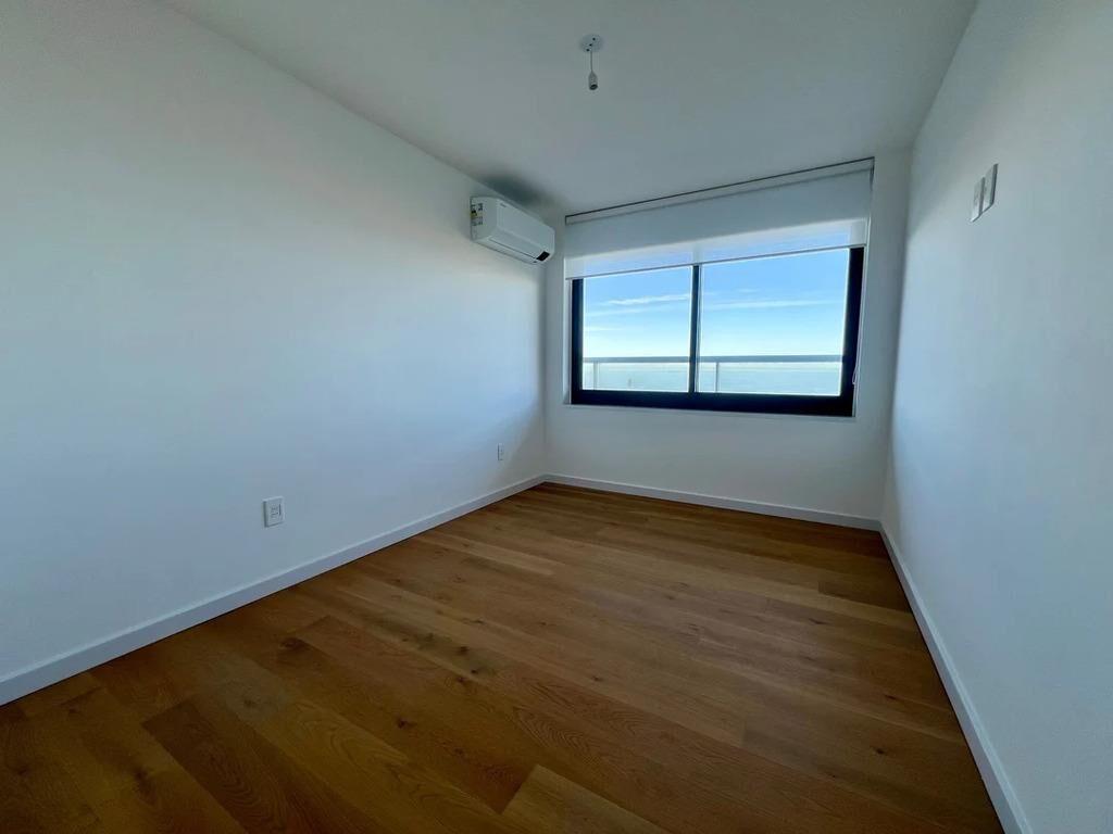 Venta Apartamento 3 Dormitorios, Malvín. Lyra
