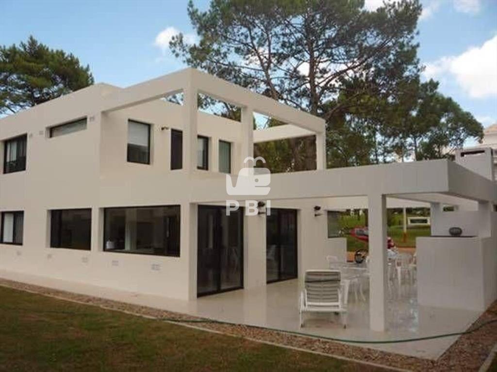 Casa 3 DORMITORIOS en Solanas Country, Punta - :