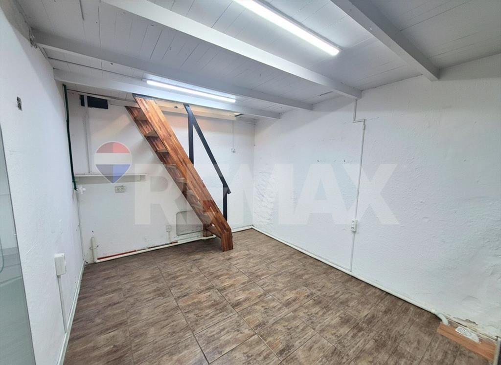Alquiler local comercial dos plantas en el Cordon