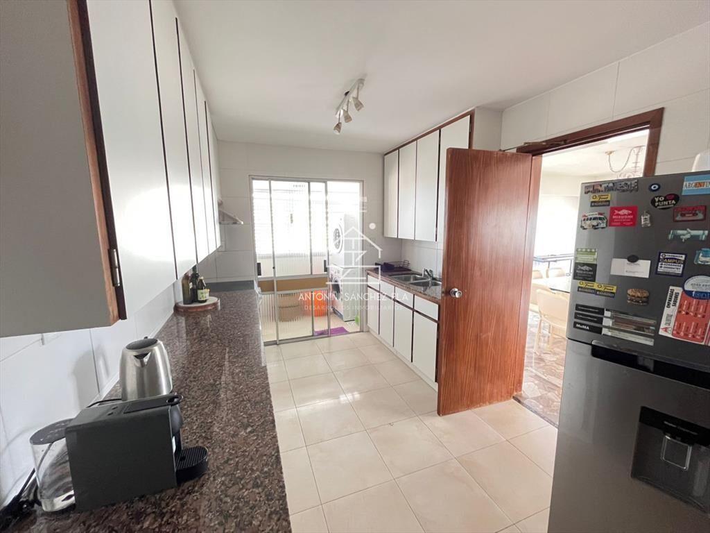 Apartamento con vista al mar