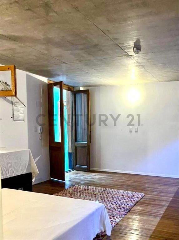 CORDON, MONOAMBIENTE + SUBSUELO PODRIA OFICIAR DE 1 DORMI...