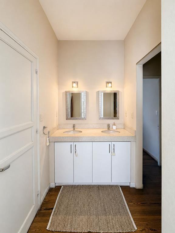 VENTA CASA 5 DORMITORIOS CON JARDIN EN PUNTA GORDA