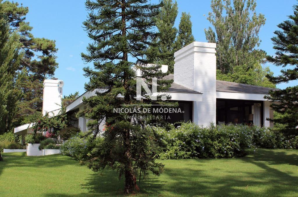Hermosa casa en venta en zona residencial