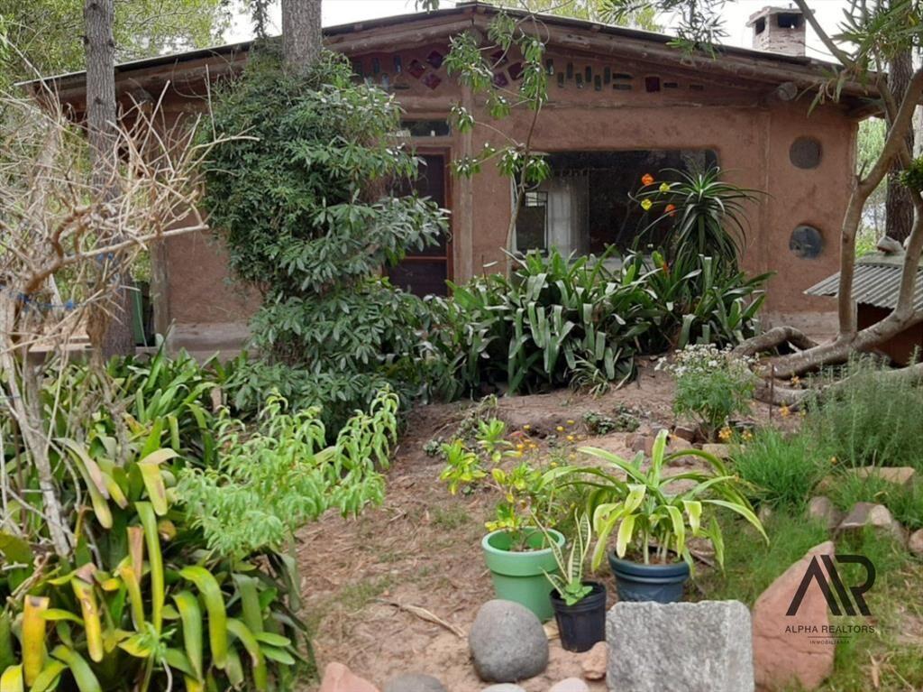 Terreno en venta de 1900m2 ubicado en Solanas