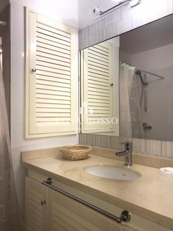 Apartamento en península.