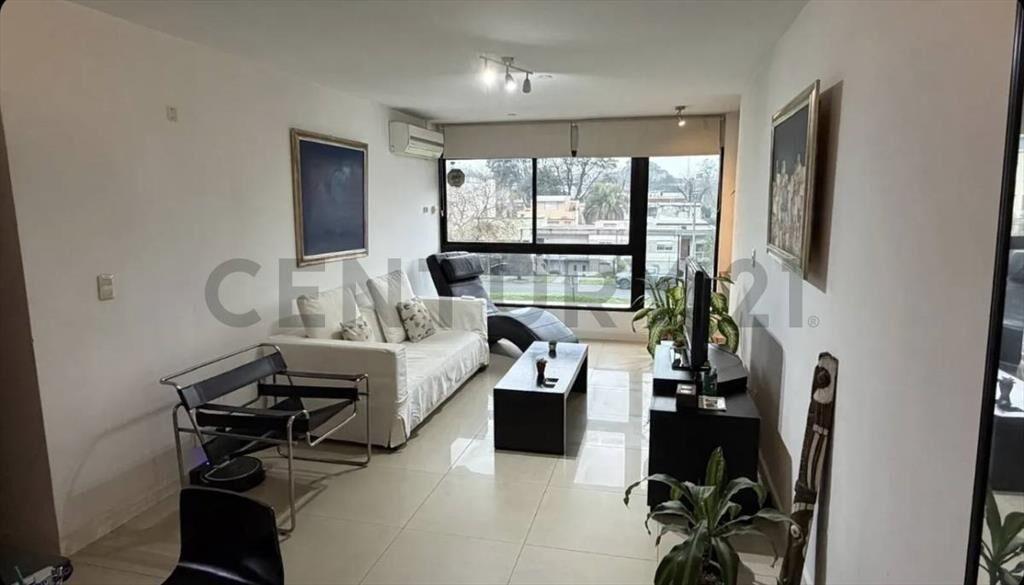 Apartamento al frente en alquiler, MALVIN 1 dormitorio, a...
