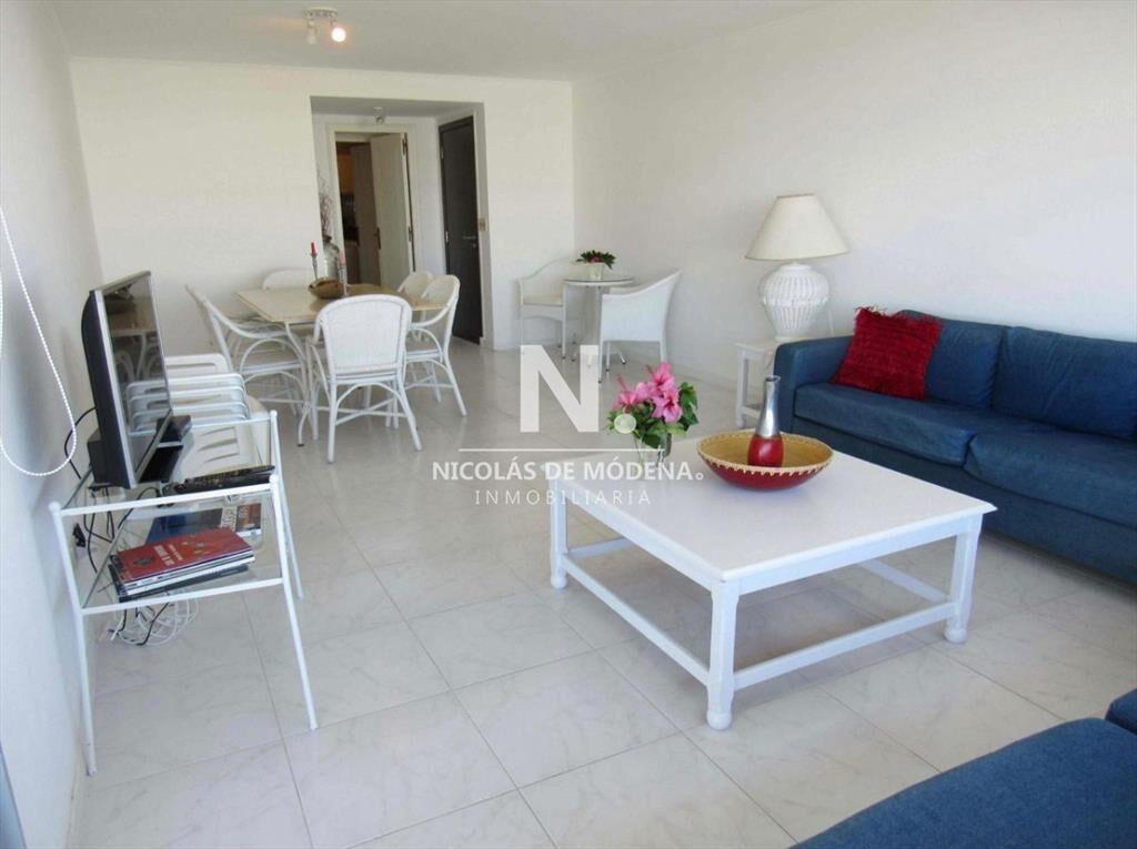 Venta y alquiler de apartamento en Esturión La