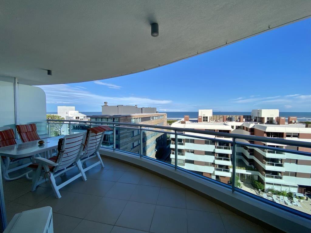 VENTA APARTAMENTO DE 3 DORMITORIOS MAS SOL Y I