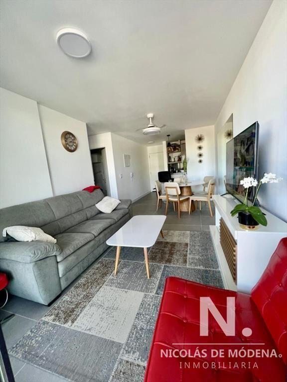 apartamento moderno de 1 dormit. y medio en view, Punta del