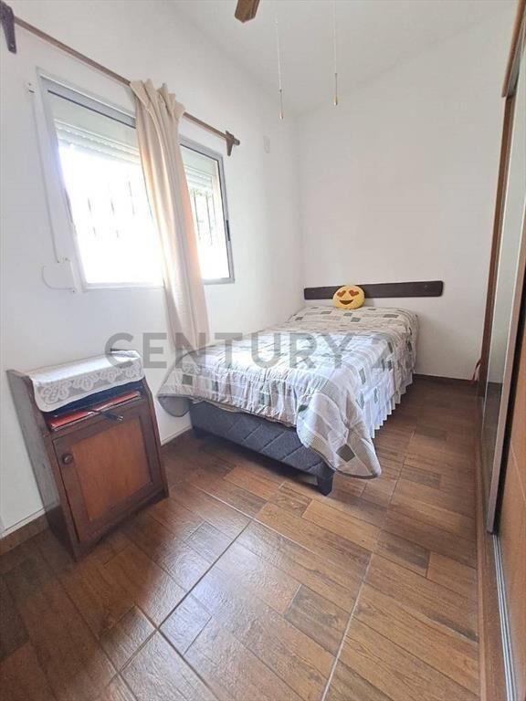 Venta Casa en Lomas de Solymar Sur-2 D-Jardín-Cochera-par...