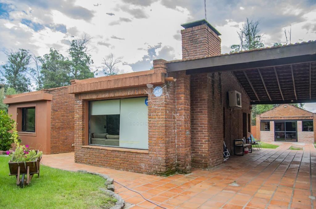 En venta casa de 3 Dormitorios en Jardines de