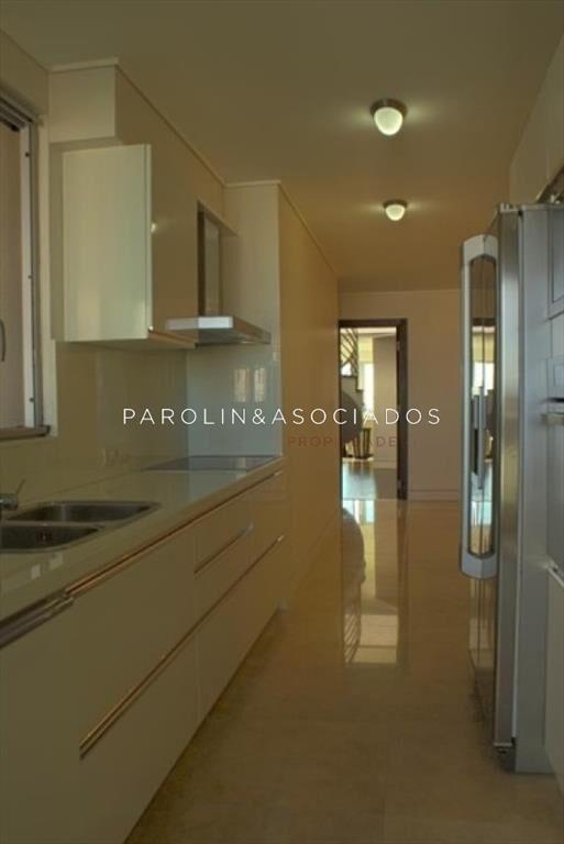 Penthouse de 4 dormitorios en venta en edificio