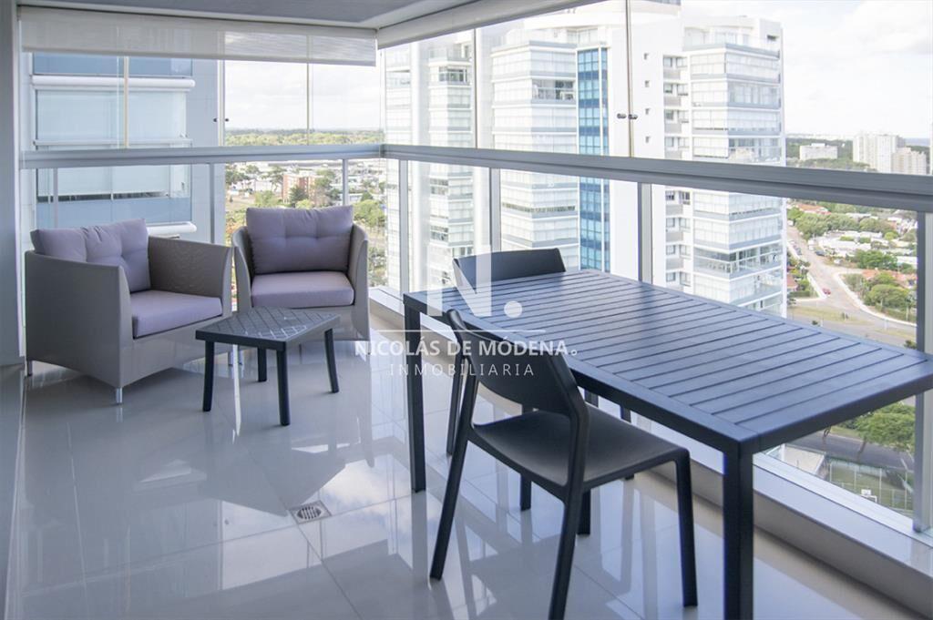 Vende apto de 2 dormitorios en Miami Boulevard !