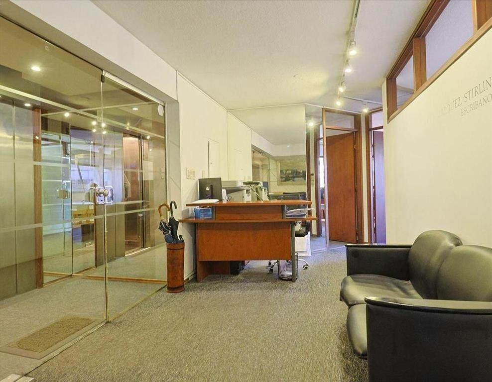 Venta de Edificio en Cerrito y Zabala 7 pisos mas subsuelo