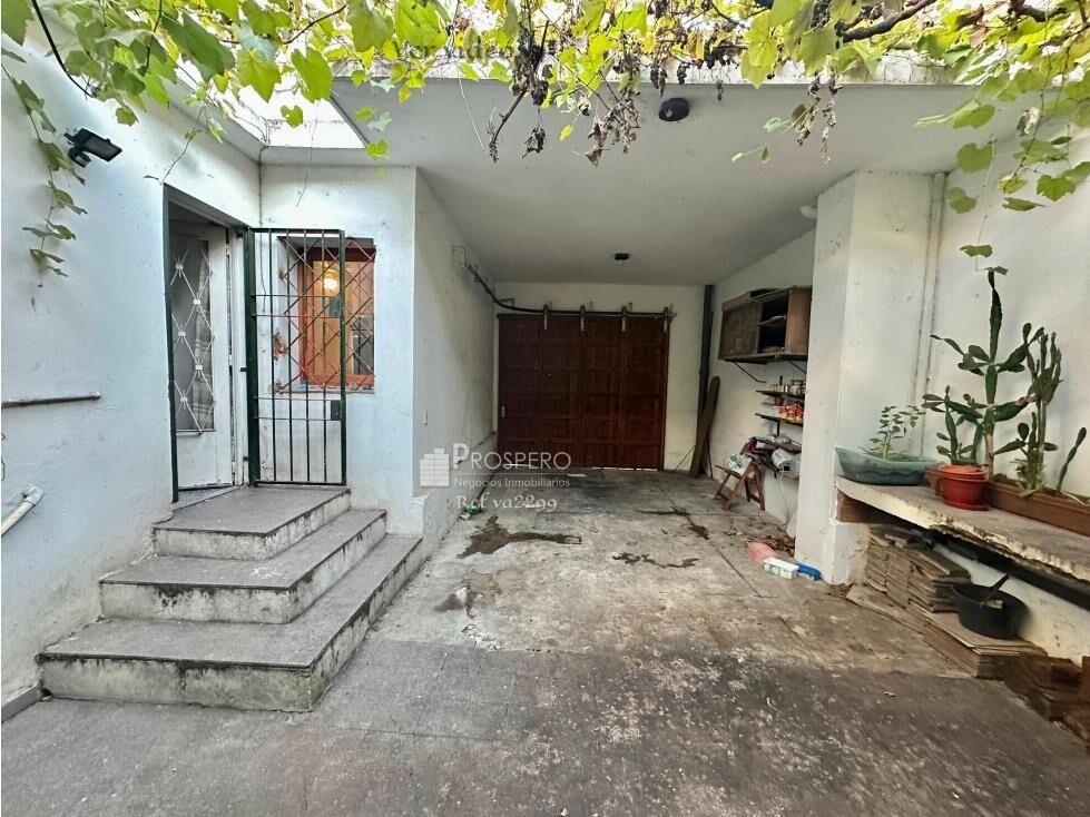 VA2299/P venta casa 3 dorm jacinto vera cochera/patio