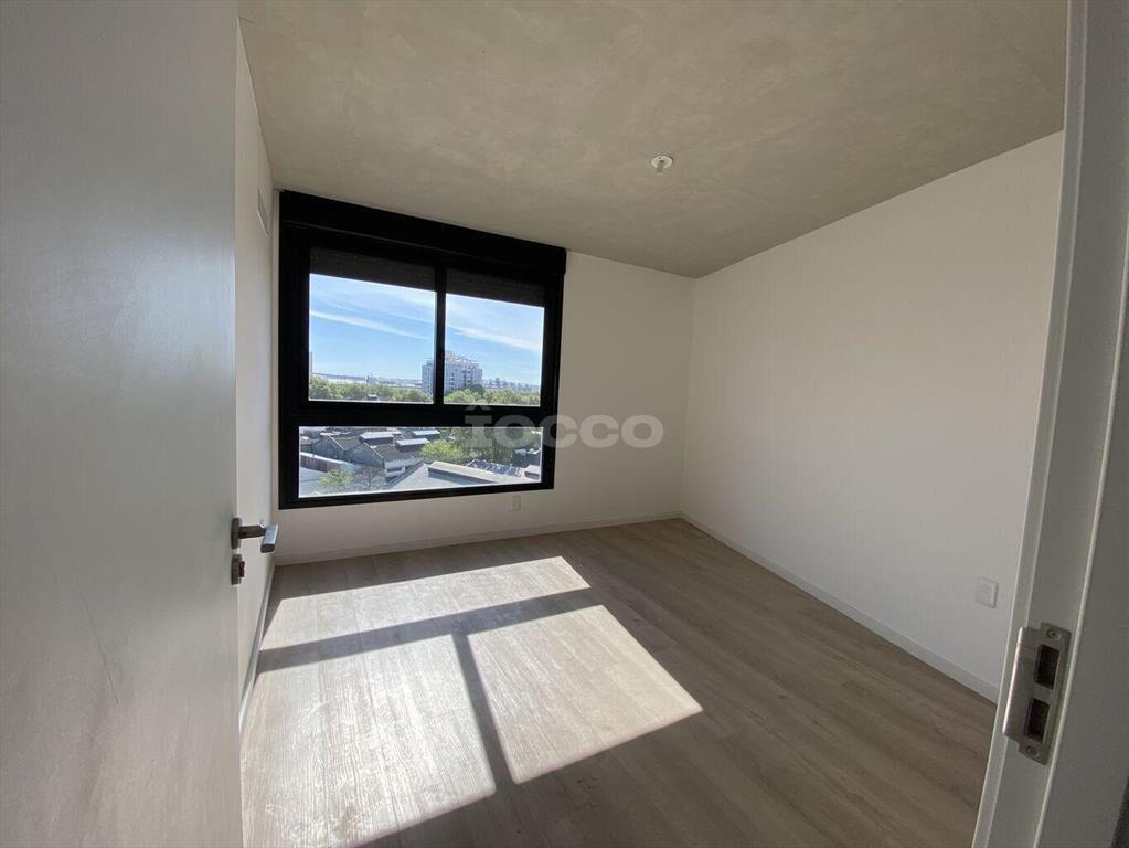 Apartamento en Venta de 3 Dormitorios y 2 baños en la Aguad