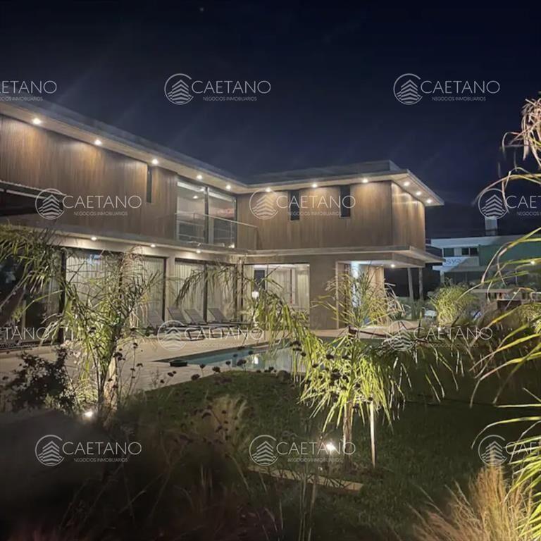 Casa 4 dormitorios alquiler temporada - Punta Ballena con v