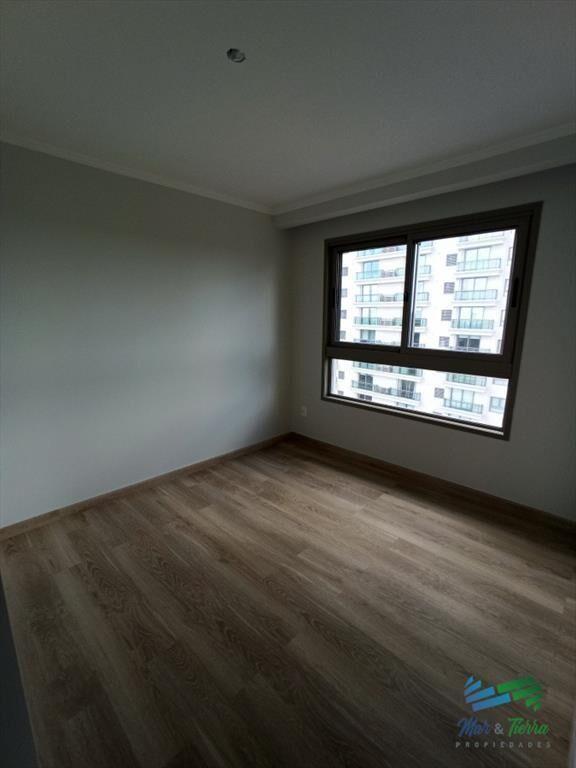 En venta apartamento de dos dormitorios a en del