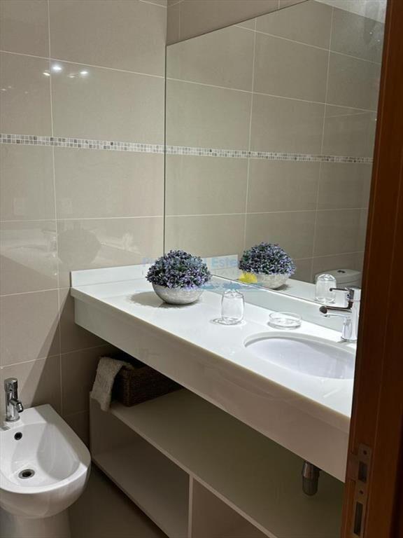 Apartamento en Venta de 3 Dormitorios en Punta ,