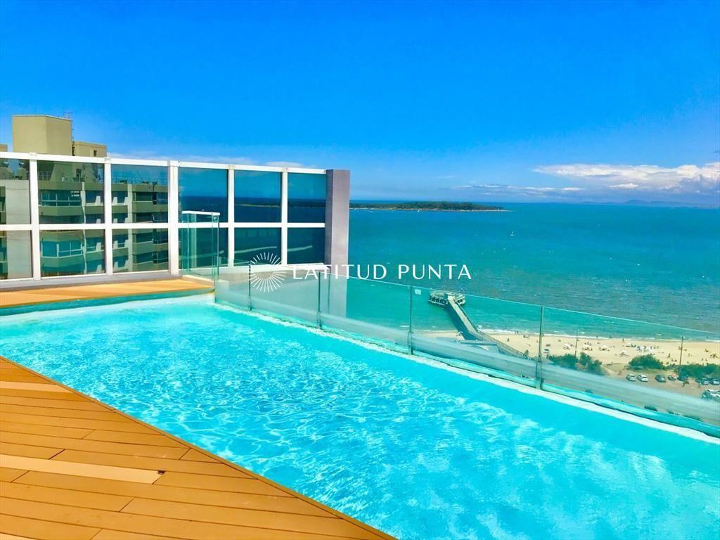 Pent House en Mansa, 4 dormitorios más dependencia