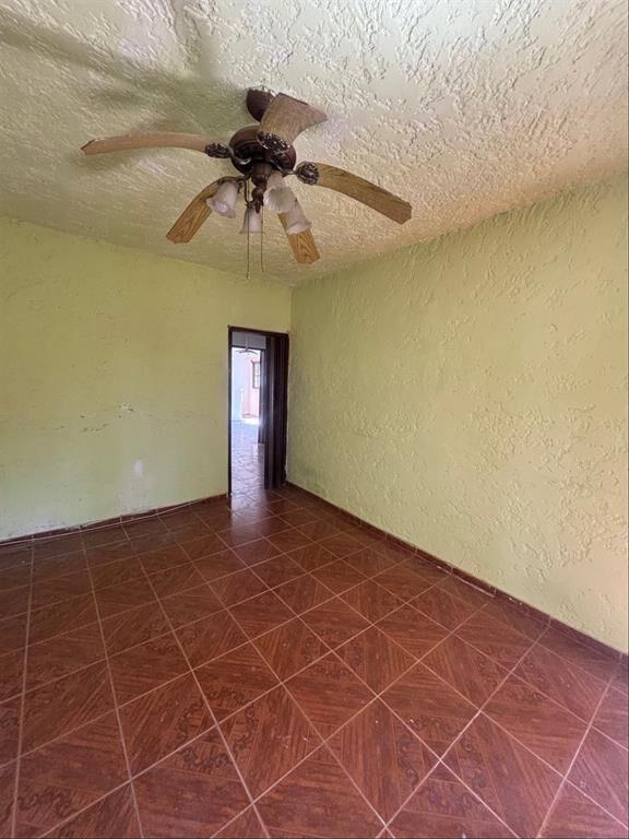 Venta, Tres unidades en el mismo padrón en Peñarol.