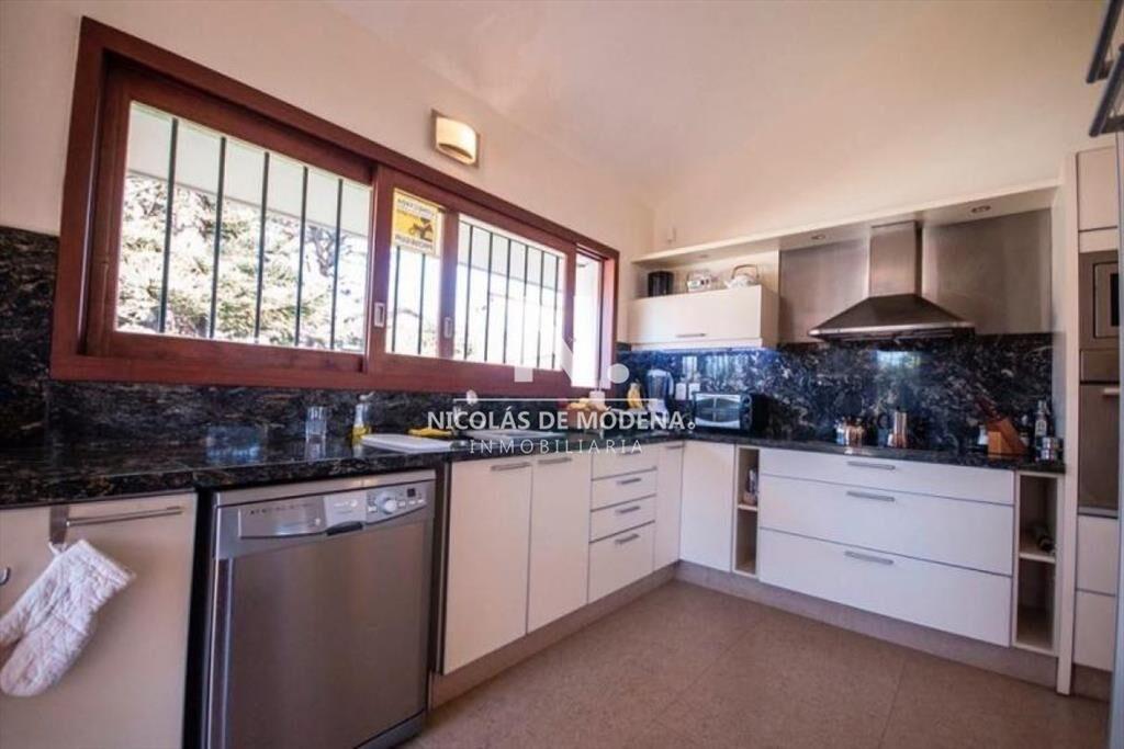 Excelente casa en venta y alquiler - Playa Mansa