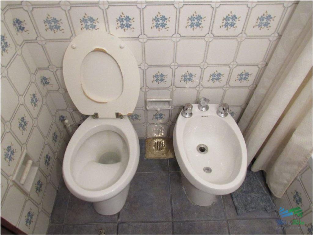 Excelente edificio sobre la Brava, 1 dormitorio
