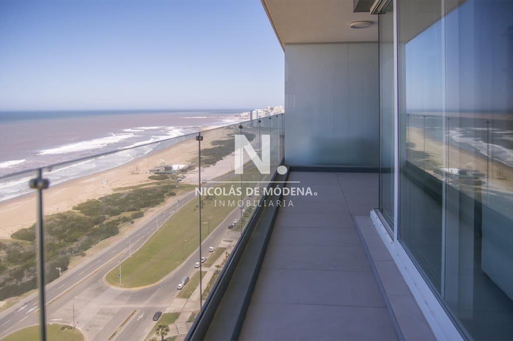 Piso alto en venta con increible vista - Torre Le