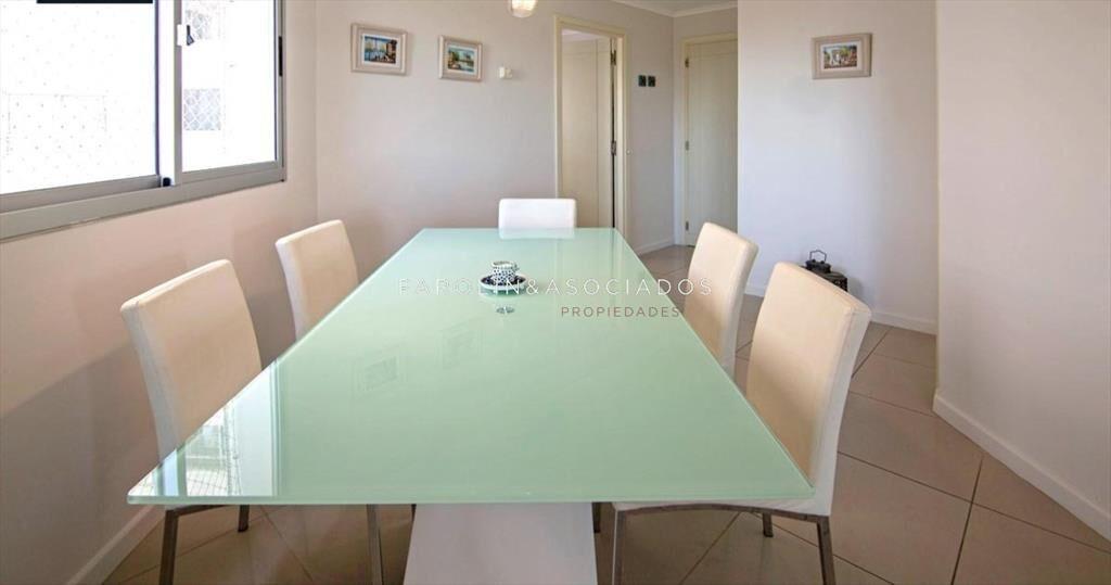 Lindo apartamento en venta de 2 dormitorios en Ocean Drive,