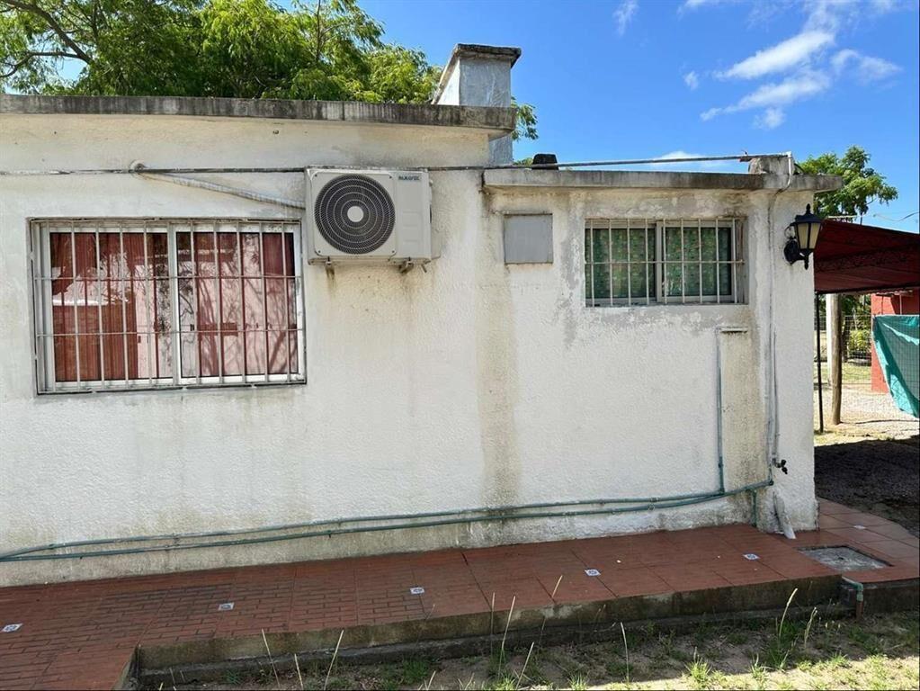 Exclusiva Residencia en San Luis: Amplio Terreno con Acceso